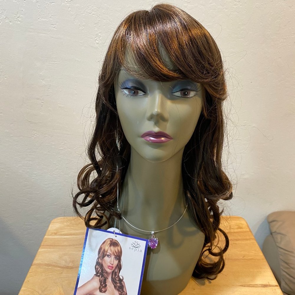 #28D SEPIA SYNTHETIC WIG